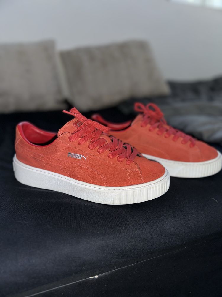 Buty Puma suede na lekkiej platformie