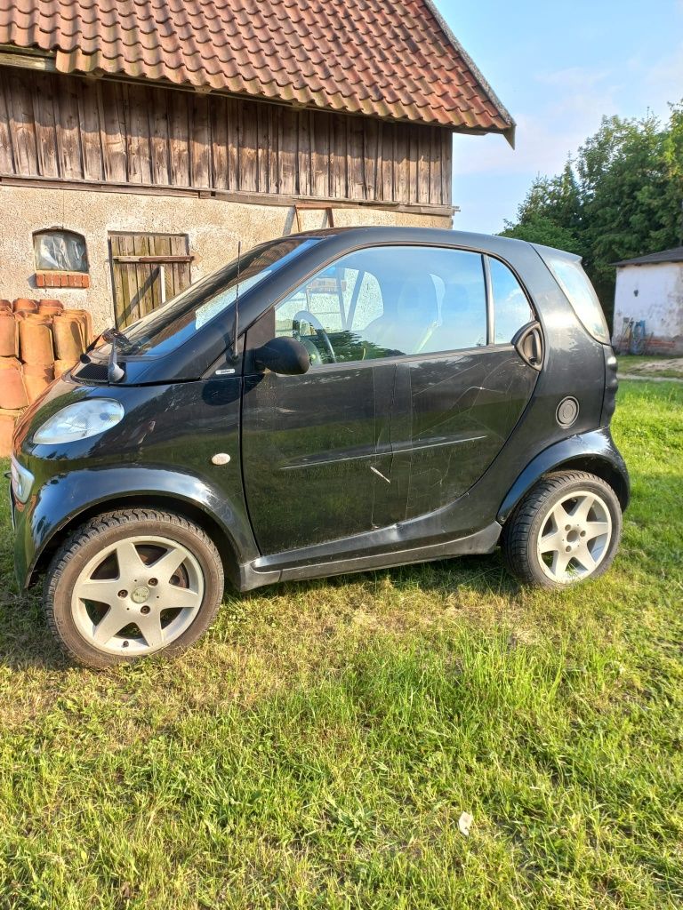 Smart ForTwo 2001 uszkodzony
