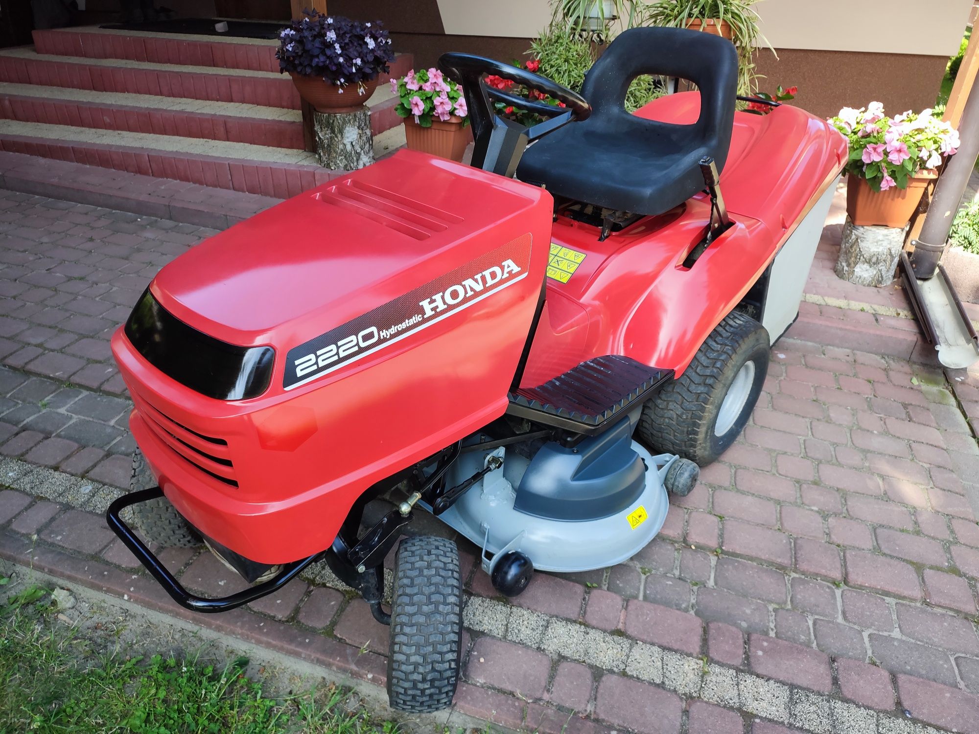 Traktorek kosiarka Honda 2220 z koszem 20 KM hydro super stan