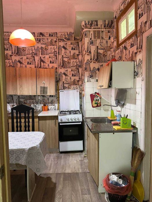 Здається простора 2-кімнатна квартира в районі Шерстянки