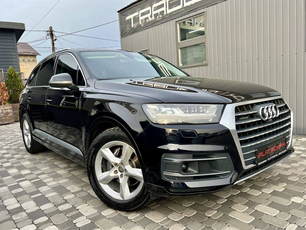 Audi Q7  3.0 TDI