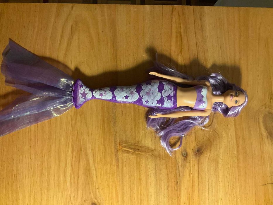 Barbie sereia NOVA