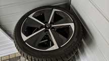 Felgi Opel 17 cali z oponami zimowymi KUMHO