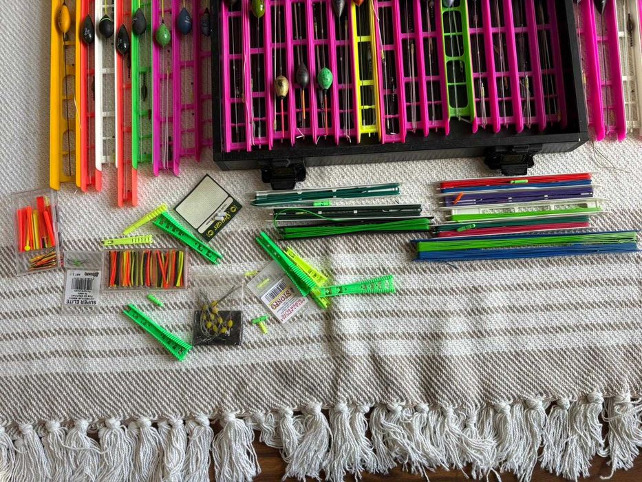 Zestaw spławików Mega Pack 27 sztuk, waga 3 g  + gratisy