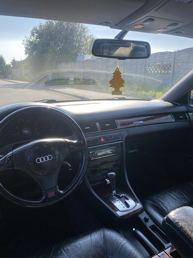 Audi A6 4.2 300koni