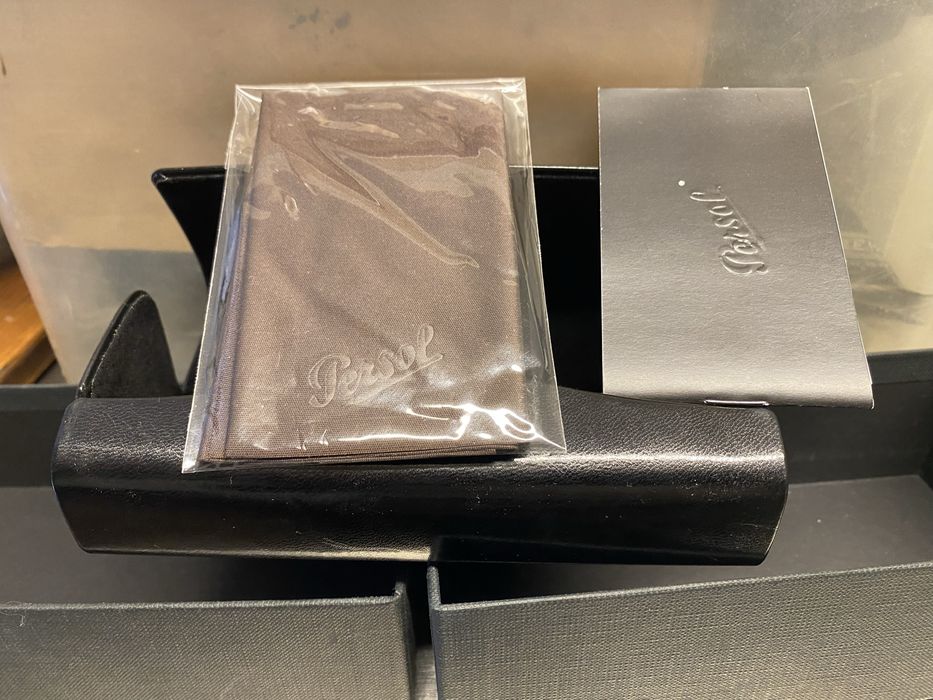 Persol caixa de oculos original