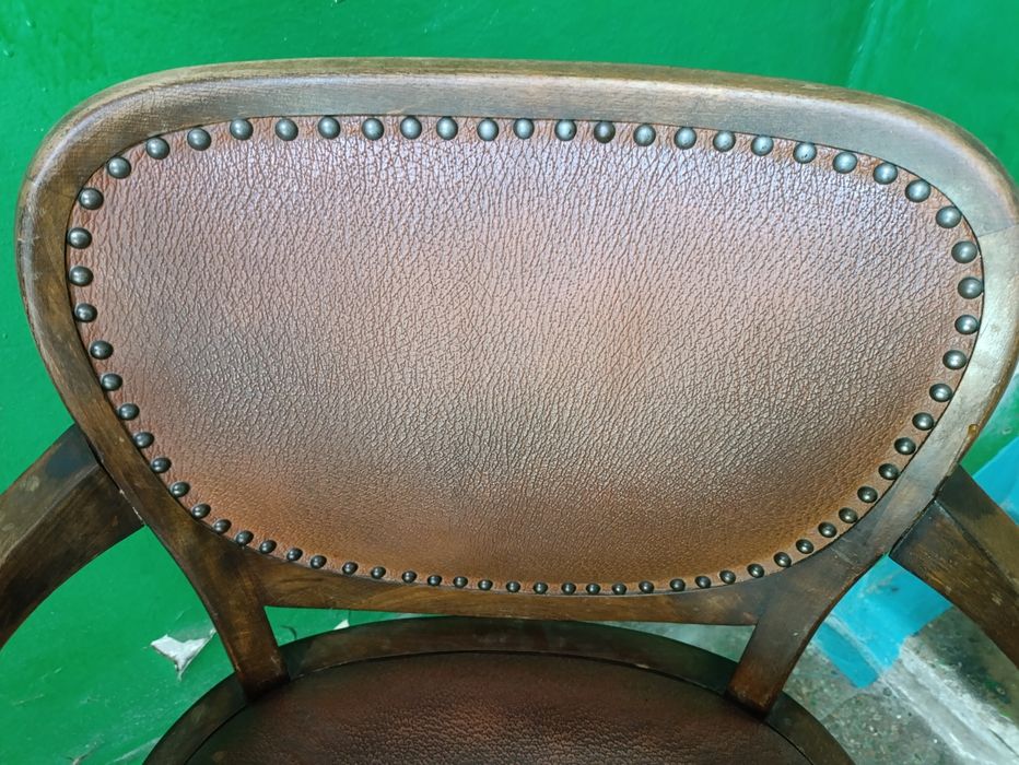 Винтажное кресло стул .