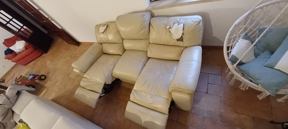 Sofá 3 lugares Chateau d'Ax elétrico