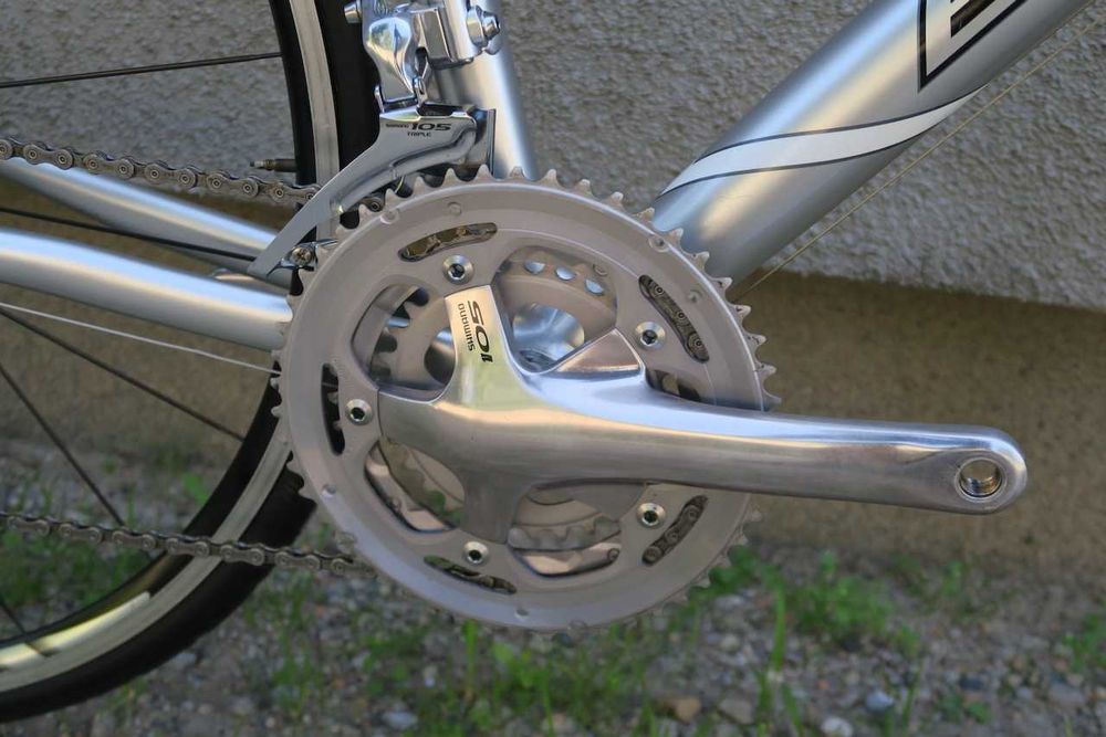 Rower szosowy Bulls  Shimano 105 SUPER STAN