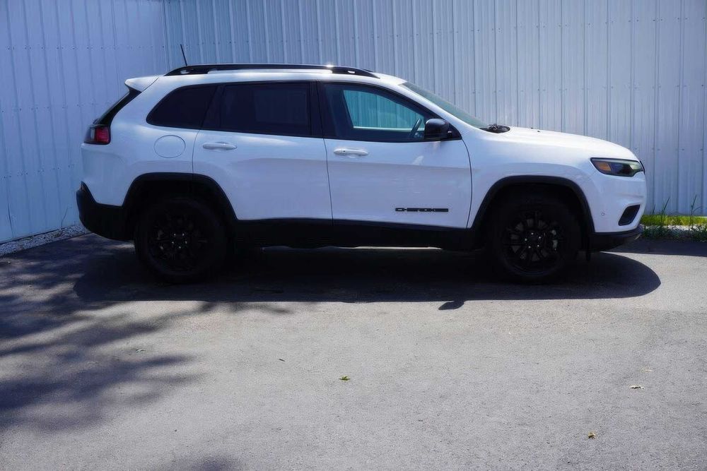 Jeep Cherokee Altitude      2023