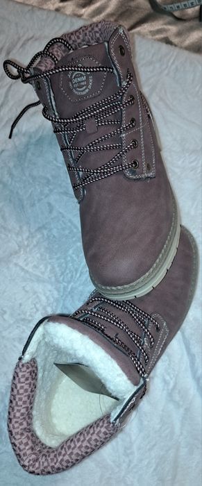Trapery damskie, wiązane na kożuszku gruba podeszwa 39 nowe