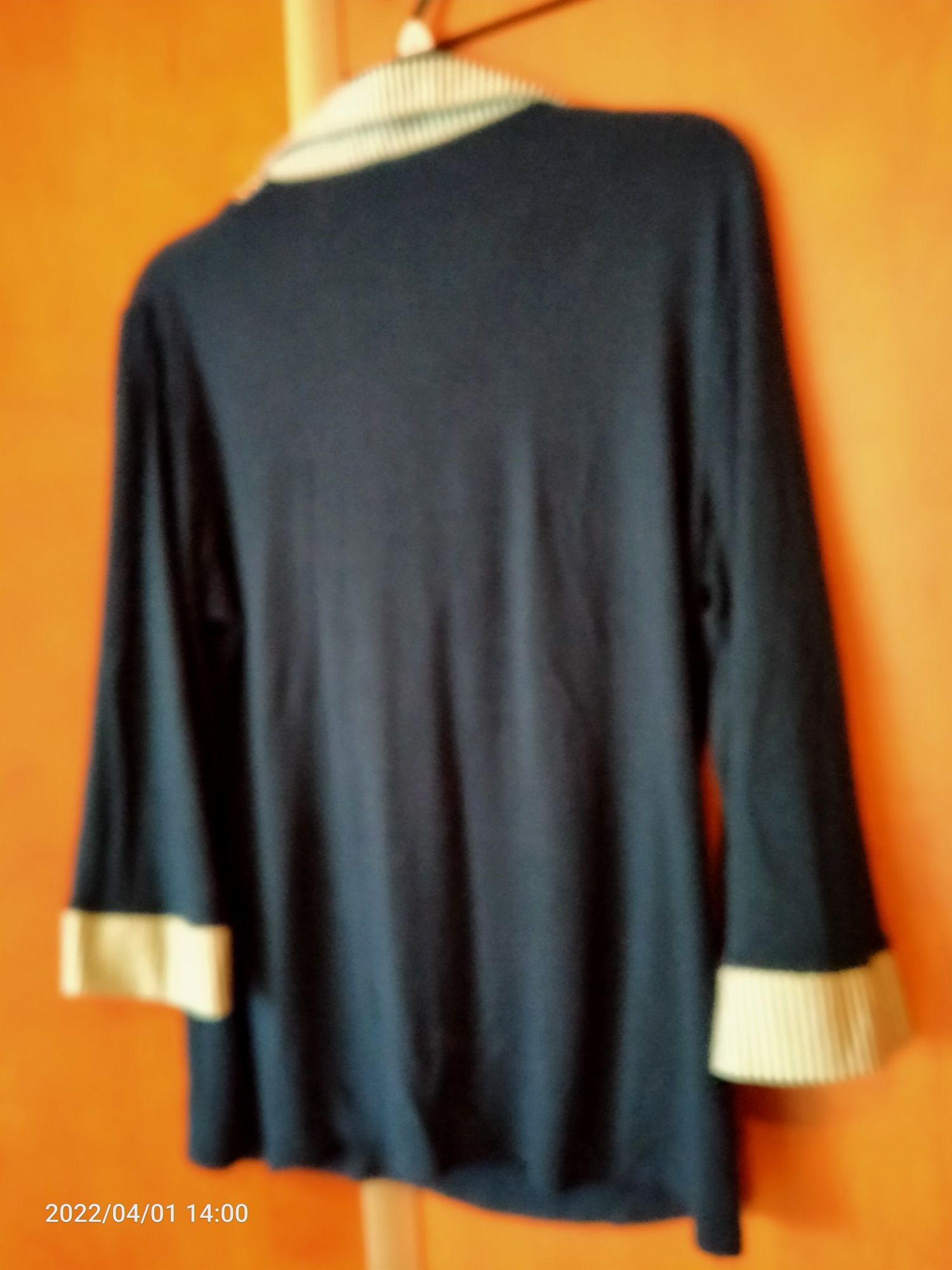 Bluzka damska typu tshirt