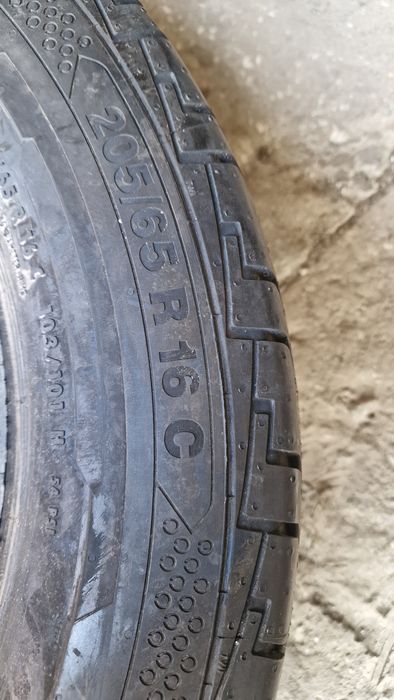 205/65r16c Continental ContiVanContact 100