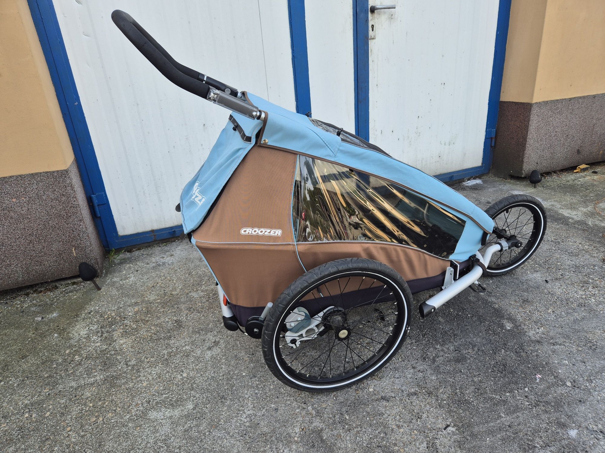 Hamak Model 2019 Oświetlenie LED Przyczepka CROOZER For 1 Kids 
Mod