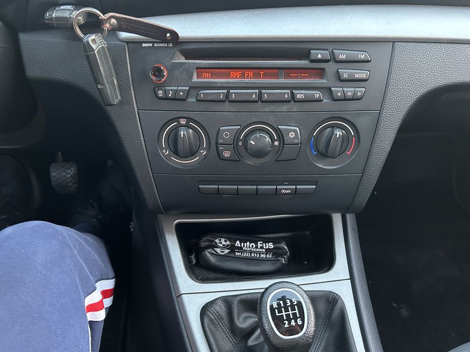 BMW 1 2.0 benzyna lifting 6 biegow zdrowy i zadbany ZAMIANA