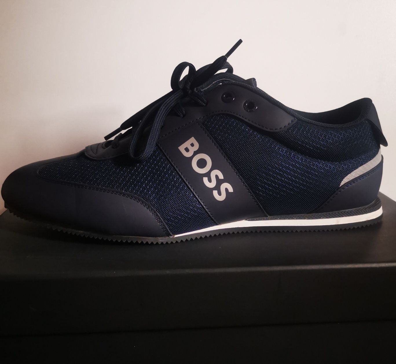 Buty Boss r. 45 jak nowe