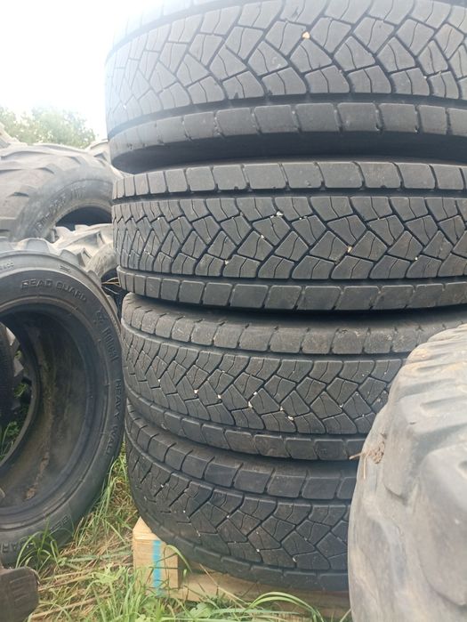 235/75R17.5 Dunlop SP 446 M+S