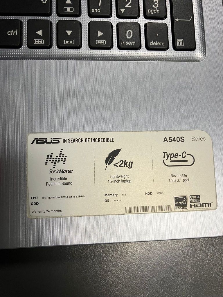 Portátil ASUS A540S avariado para peças