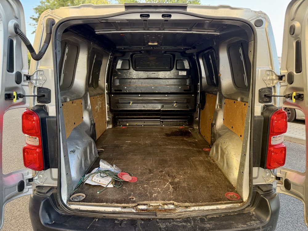 Citroën Jumpy 2.0 BlueHDi Longa - Março de 2019