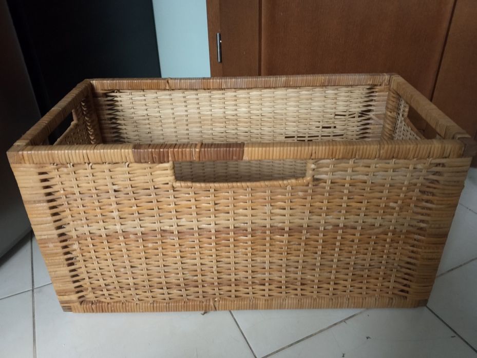 Duży kosz z trawy morskiej IKEA