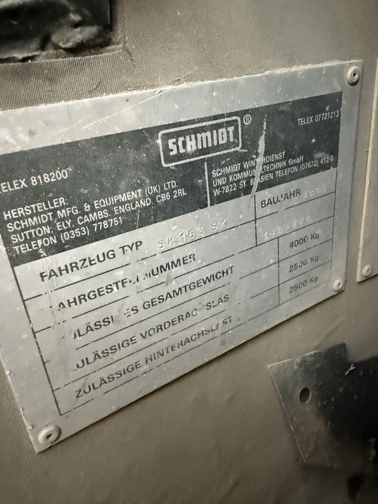 Zamiatarka drogowa samojezdna 1,6 d schmidt sk153sx