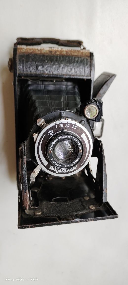 Фотоаппарат «Voigtländer Bessa» (Фохтлендер Бесса)