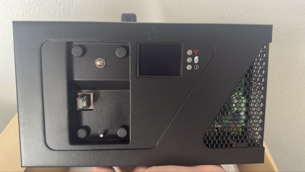 APC Netboz Room Monitor 755