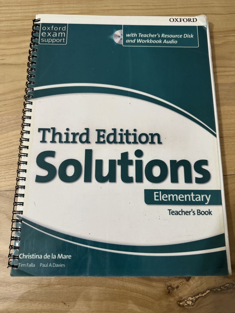книжка Solutions Teacher's Book