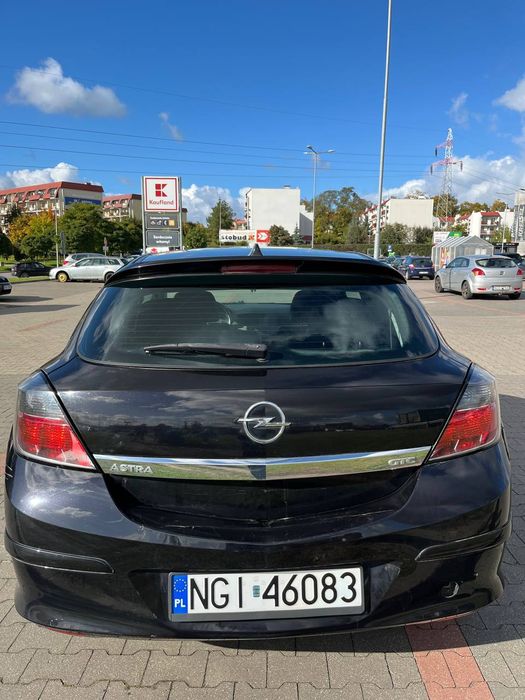 Opel Astra H GTC