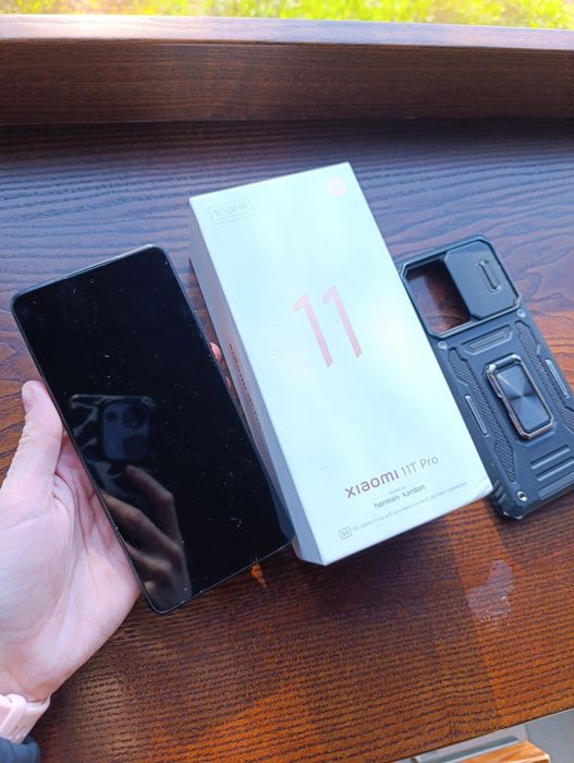 Xiaomi 11 T Pro  8 GB RAM 256 GB ROM