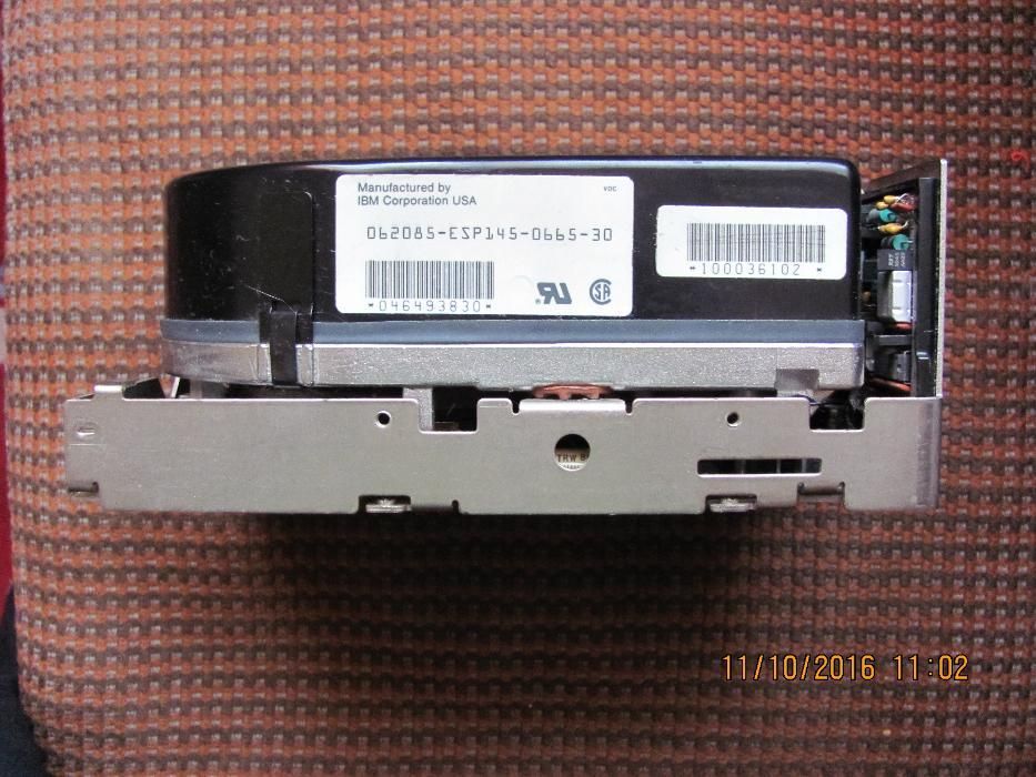 Раритетный накопитель ИБМ 85.-87г