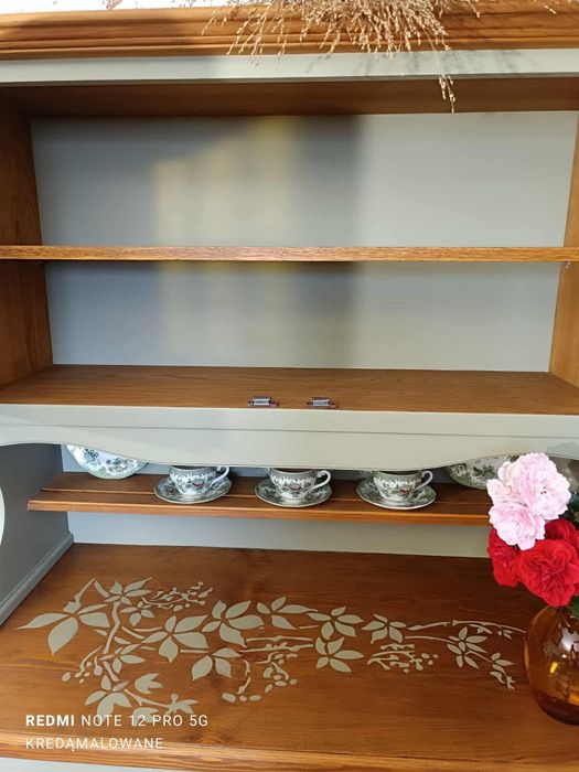 Kredens stylizowany komoda