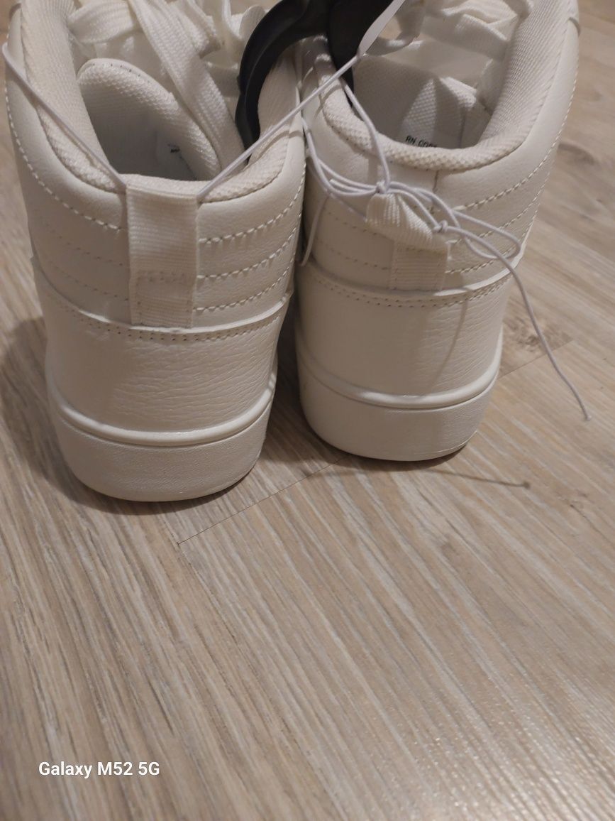 Primark buty chłopięce r. 35