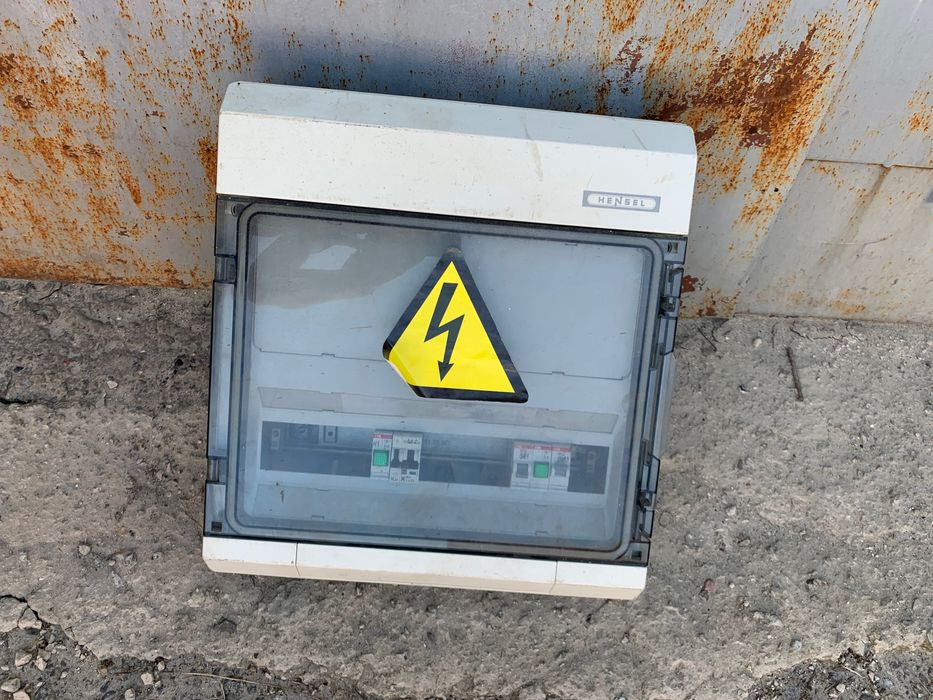 Щит hensel kv 9230. Щит розподільний. Корпус для автоматики