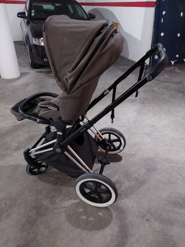 Carrinho Cybex Platinum Priam + Base extra