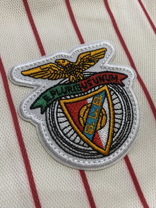 Camisola Benfica Retro Casual 25/26 - Tamanho M
