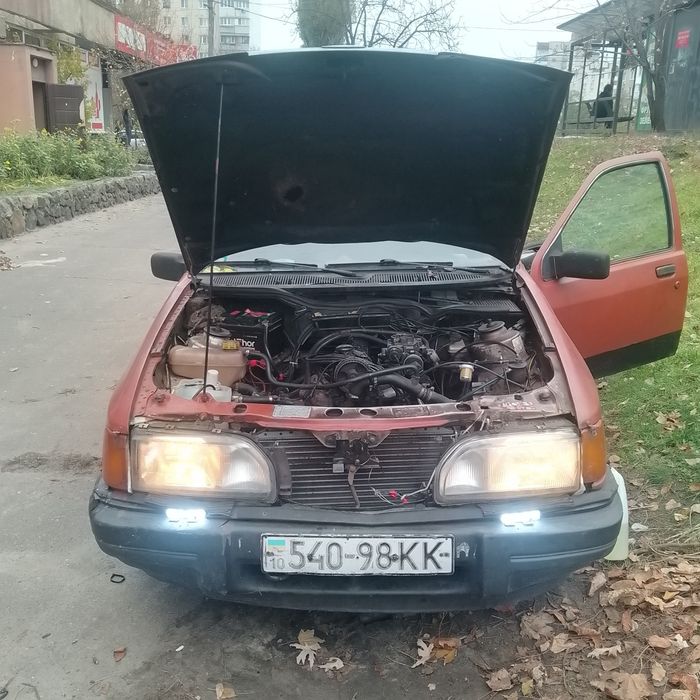 Продам авто у задовільному стані.