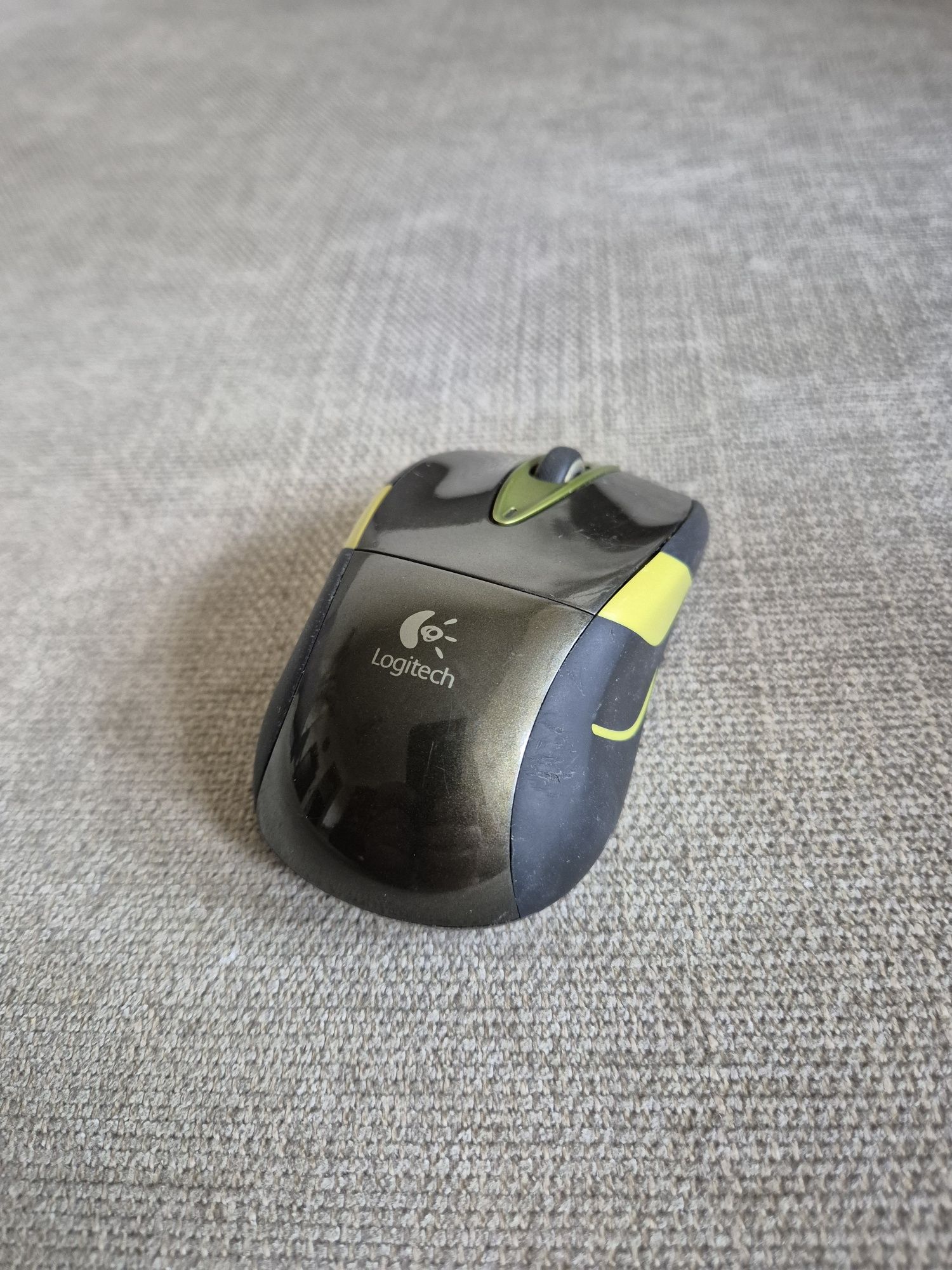Бездротова мишка Logitech Wireless Mouse M525