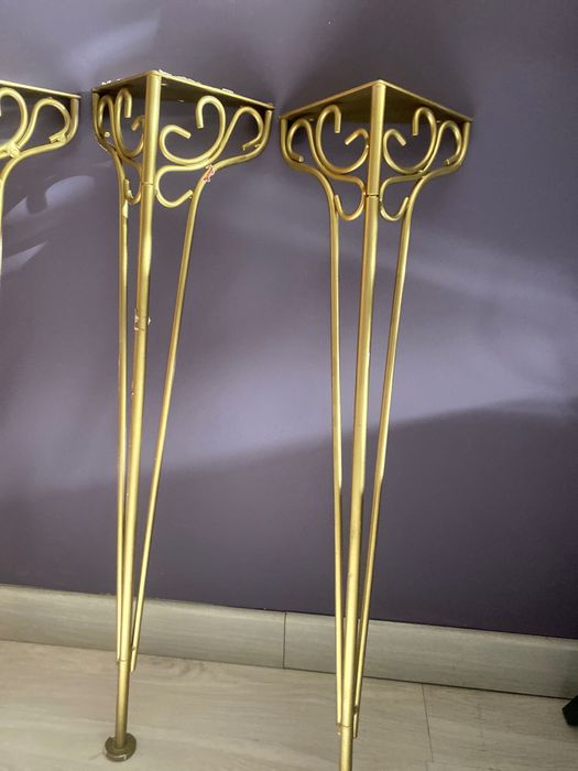 Pés para mesa ou secretária
