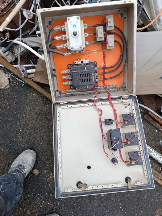 Szafka sterująca do pieców elektrycznych