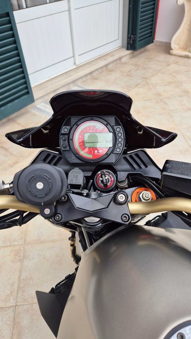 Vendo Kawasaki Z1000 - Titanium