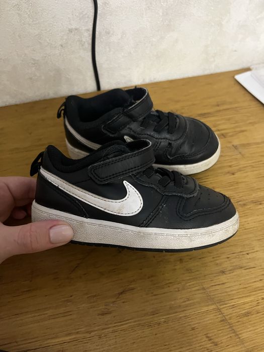 Дитячі кросівки nike,25 розмір