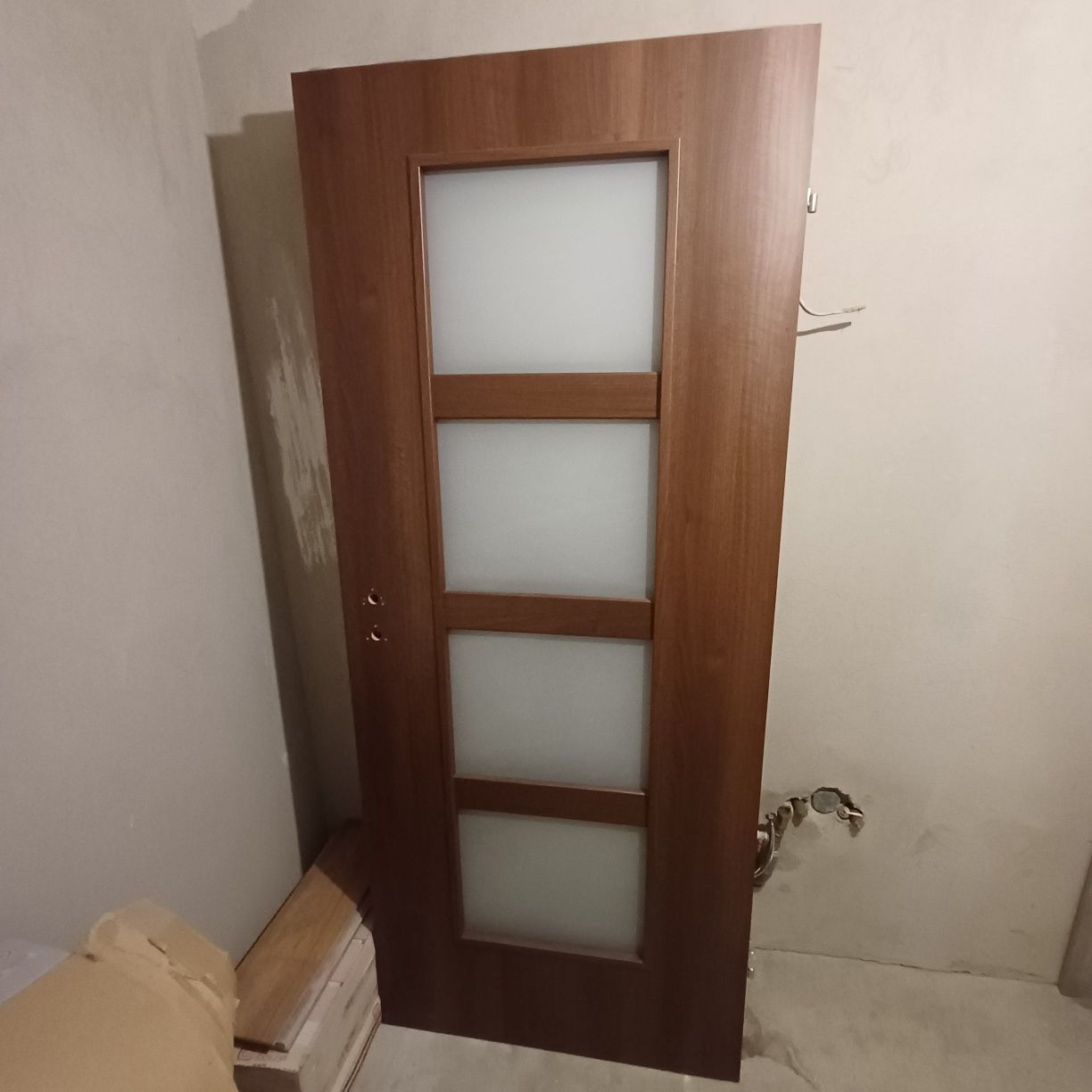 Drzwi wewnętrzne (mdf, orzech)