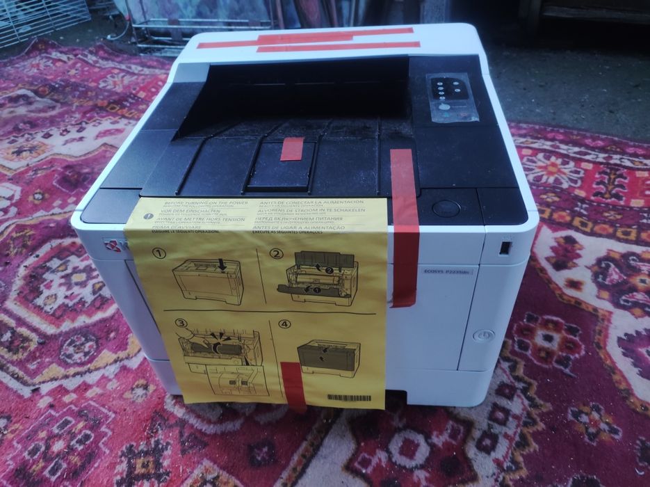 Принтер новый на запчасти.