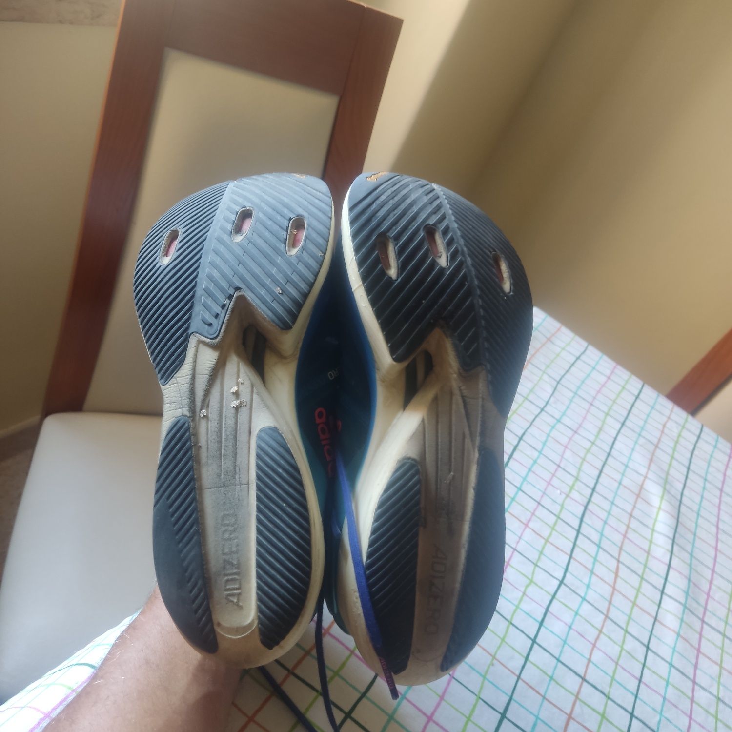 Tênis corrida Adidas adizero.