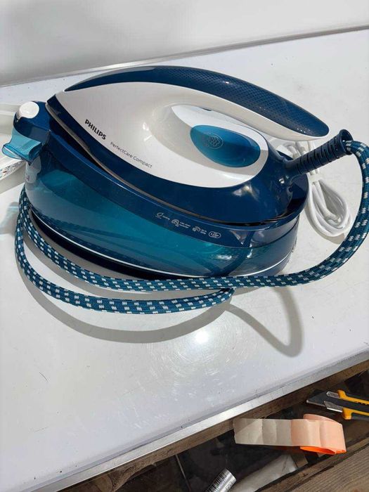 Philips PerfectCare Compact Stacja prasująca