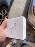 Airpods 4 com cancelamento de ruido