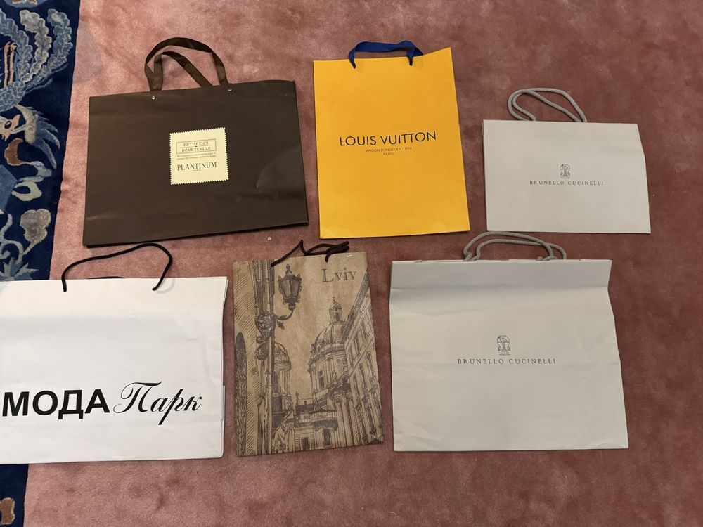 Падочные брендовые пакеты Maxmara Loius Vuitton Hermes Tous Burberry