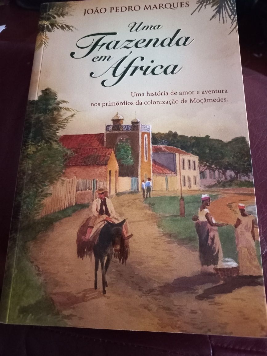 Livro Uma Fazenda en África
