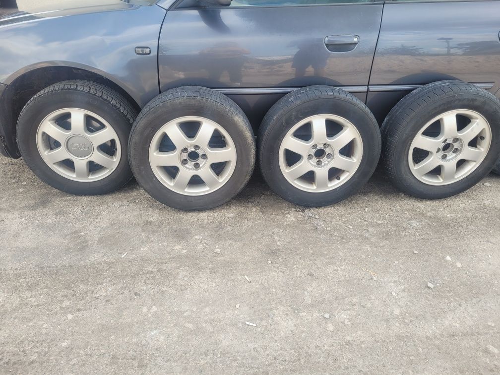 Sprzedam 4 opony alufelgi  rozmiar 15
